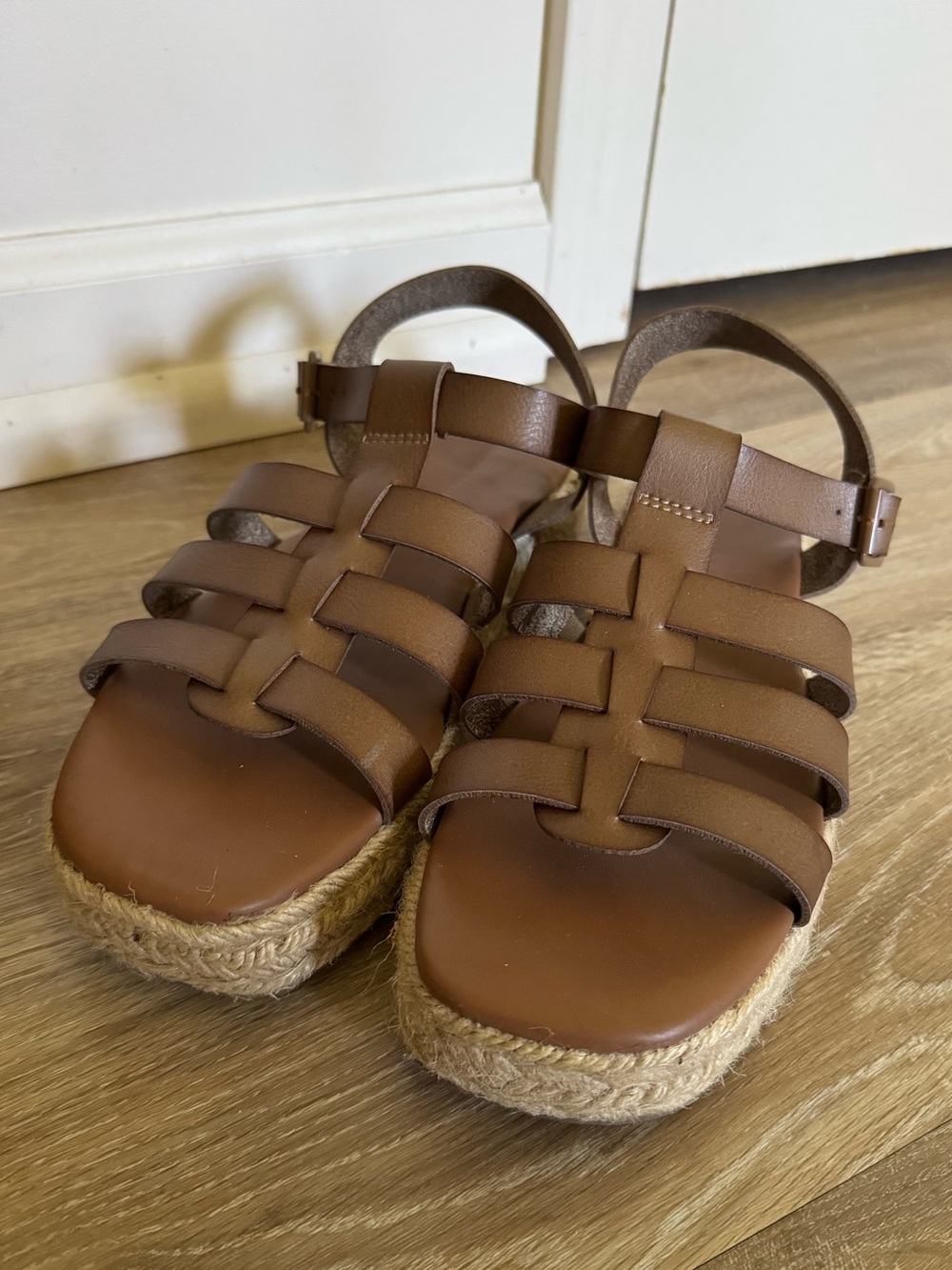 American Eagle Vegan Leather Fisherman Sandal Cognac